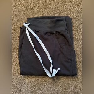 Medium Black Yola Figs Scrub Pants